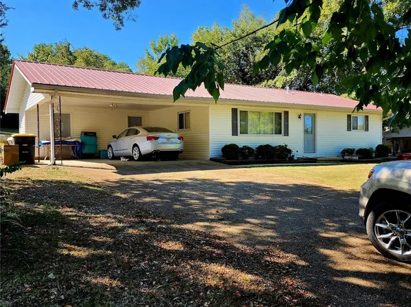 104 Page St, Doniphan, MO 63935