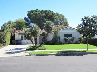 9538 Petit Ave, North Hills, CA 91343