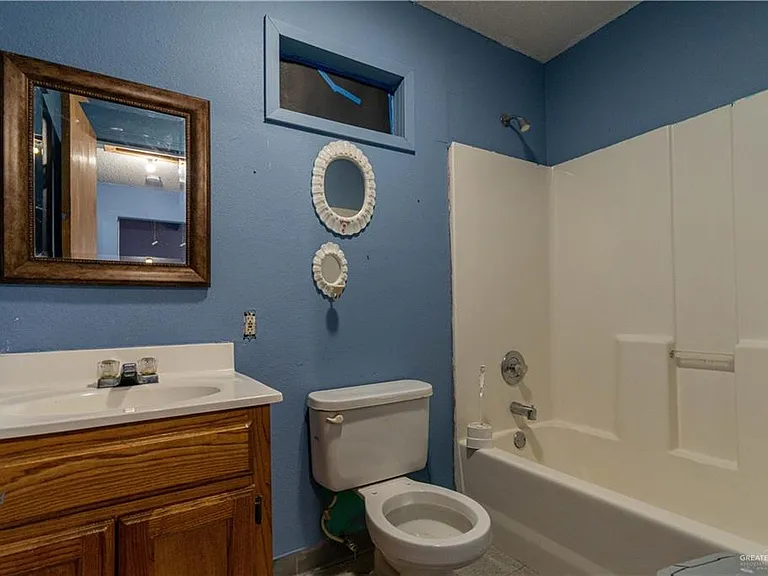 6612 S Olivarez St — Photo 18
