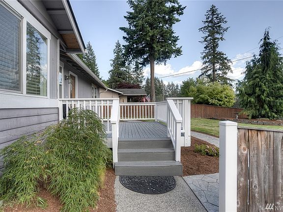 4th image of 7614 Mesplay Ave SE