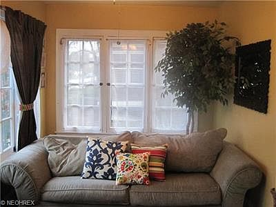 5th image of 1478 Prospect Ave
