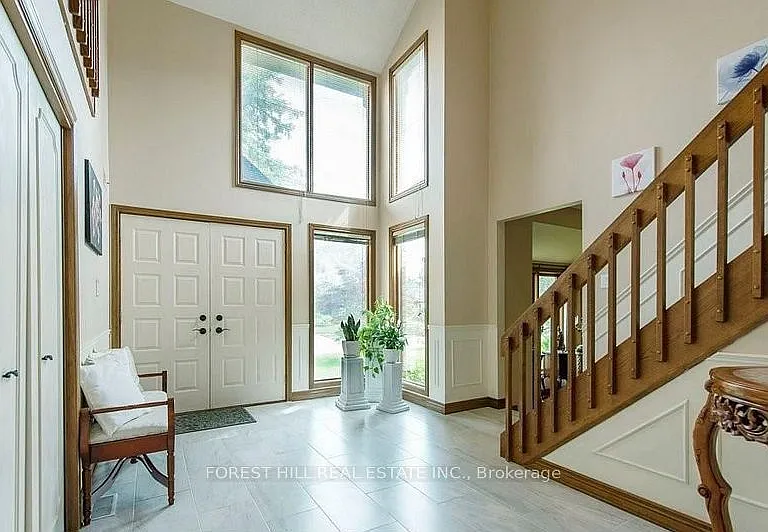 297 Grangeover Ave — Photo 2