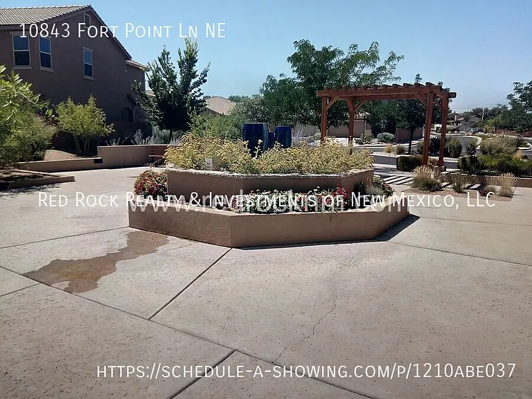 10843 Fort Point Ln NE — Photo 28