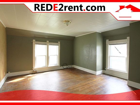 3rd image of 308 1/2 N Palm St