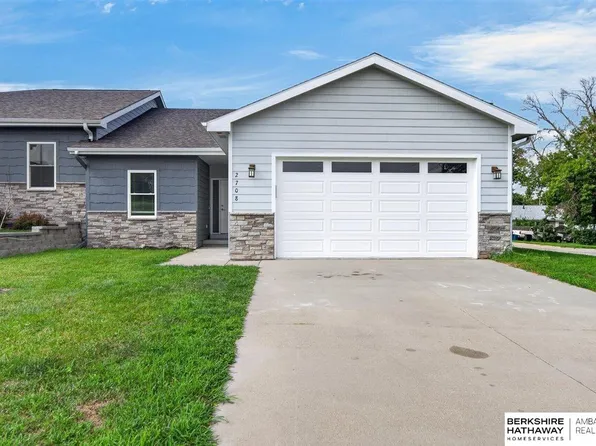 2708 Viking Cir, Blair, NE 68008