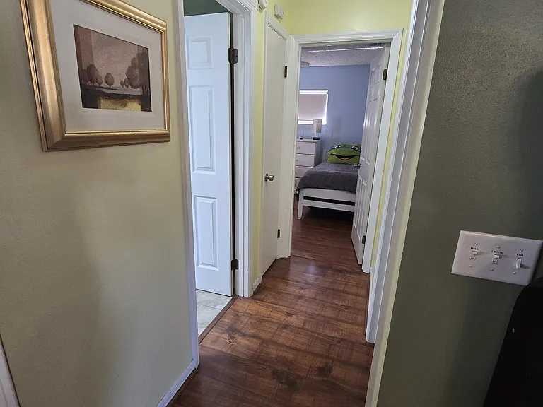 1121 N Commerce Ter — Photo 21
