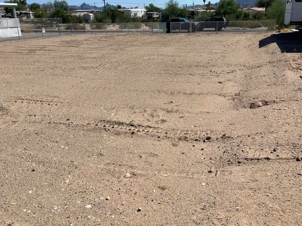 4705 E Pinta Dr, Topock, AZ 86436