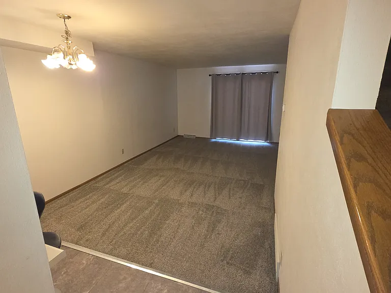 8 Fordem Ct — Photo 17