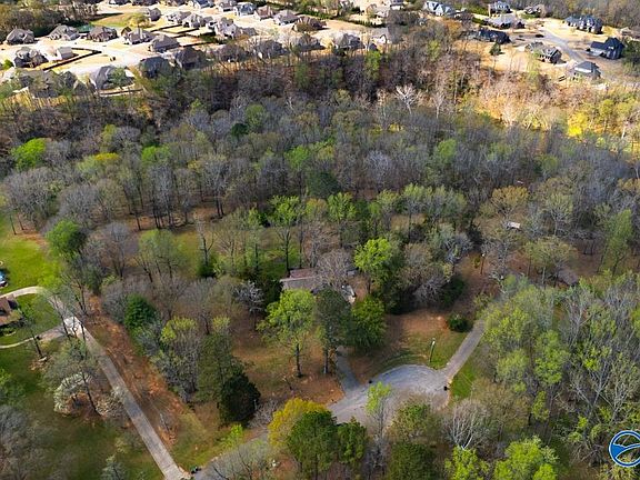 4th image of Finlen Rd