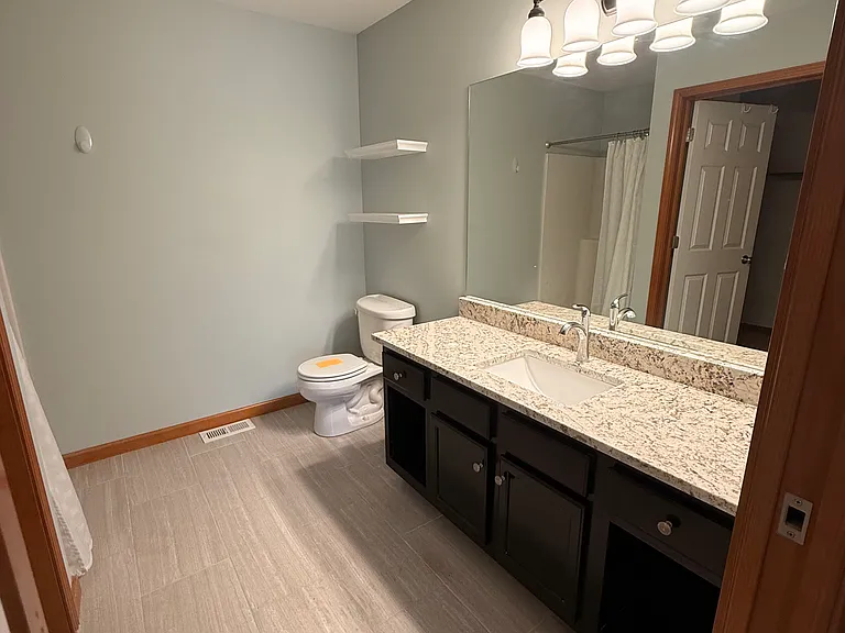 148 Tulip Blvd #1 — Photo 7