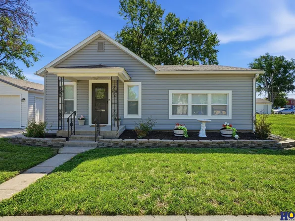 10930 N 141st St, Waverly, NE 68462