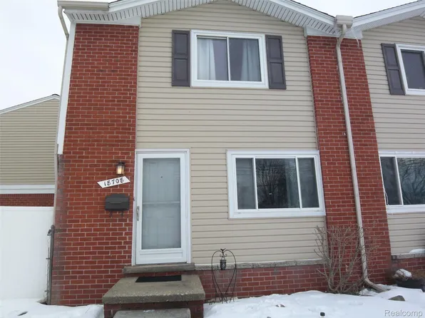 18708 Kendell Ct, Clinton Twp, MI 48035