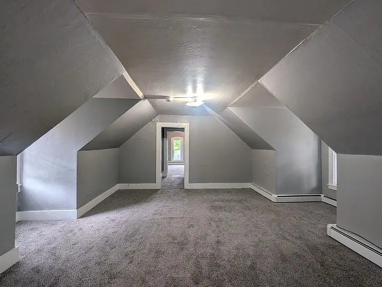 1 Green St #1 — Photo 1