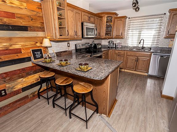 4th image of 42 Mountain Villas Dr