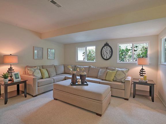 3rd image of 20700 Canyon View Dr