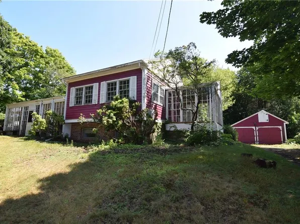 34 Langworthy Rd, Westerly, RI 02891
