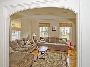 34 Oak St, Plymouth, MA 02360