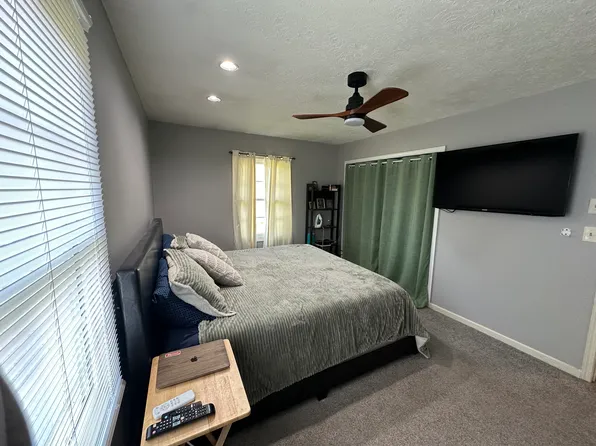 3077 Laura Ln, Lithia Springs, GA 30122