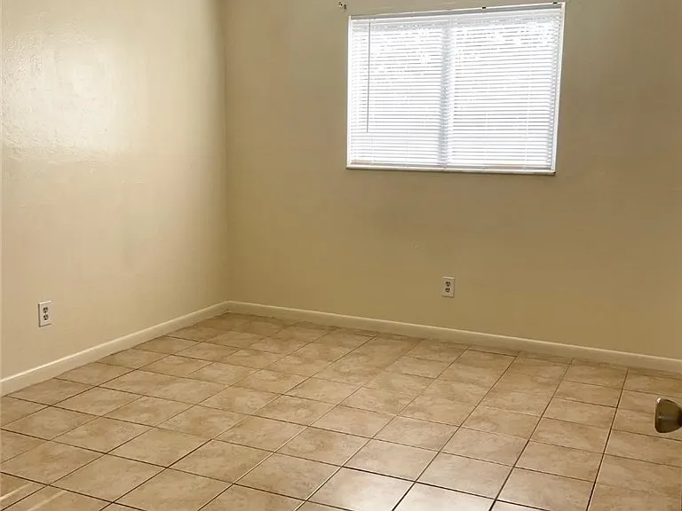 1423 Andalusia Blvd — Photo 7