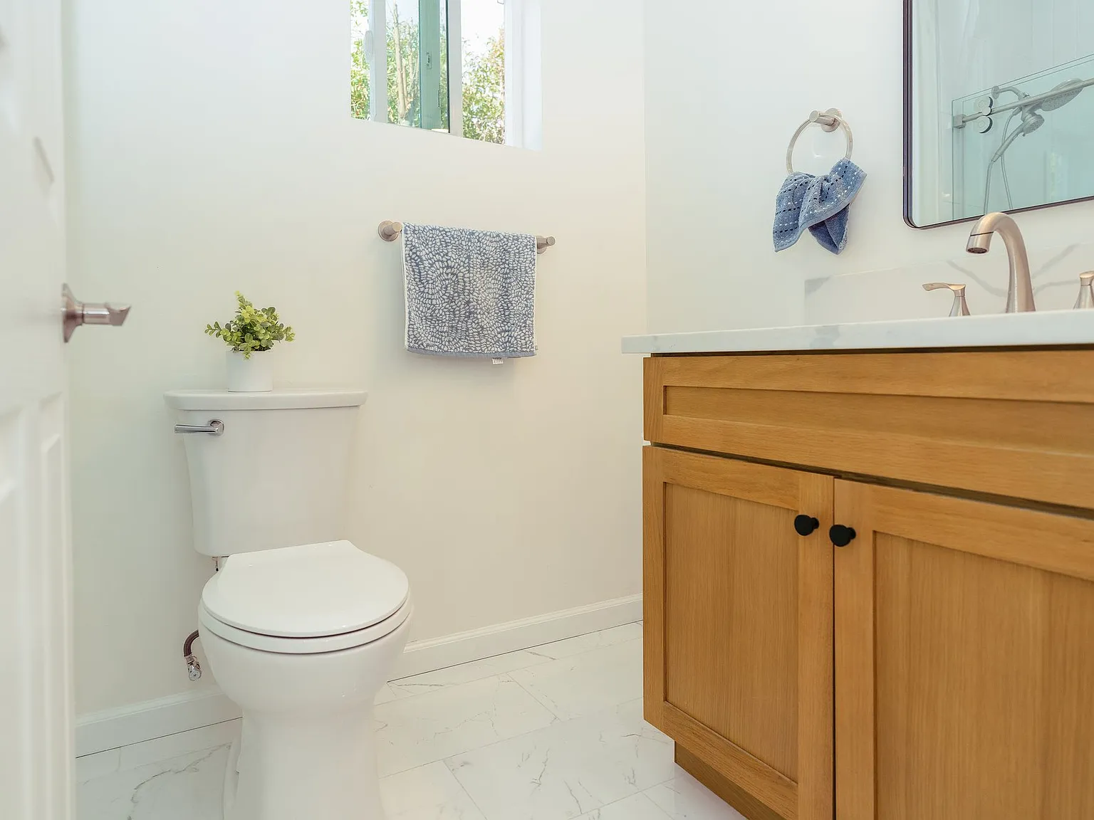 1 bed, 1301 sqft, $1,800 — Photo 3