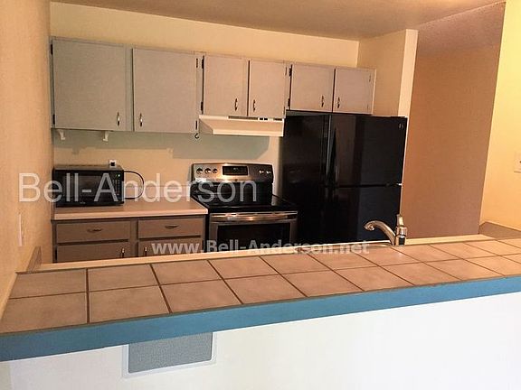 2nd image of 17431 Ambaum Blvd S Unit C12