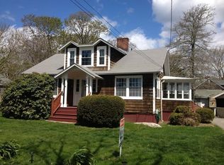 11 Briar Rd, Mattapoisett, MA 02739