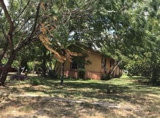 223 E Petaluma Blvd, San Antonio, TX 78221