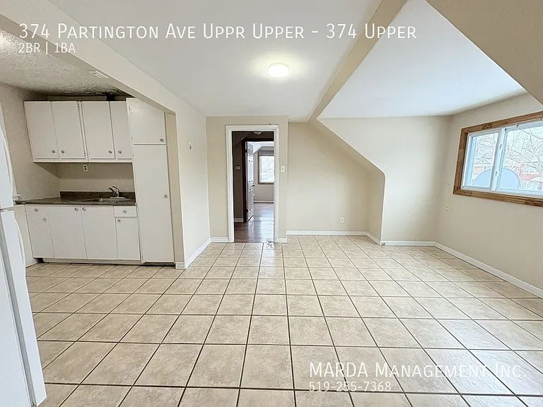 374 Partington Ave #374 UPPER — Photo 10