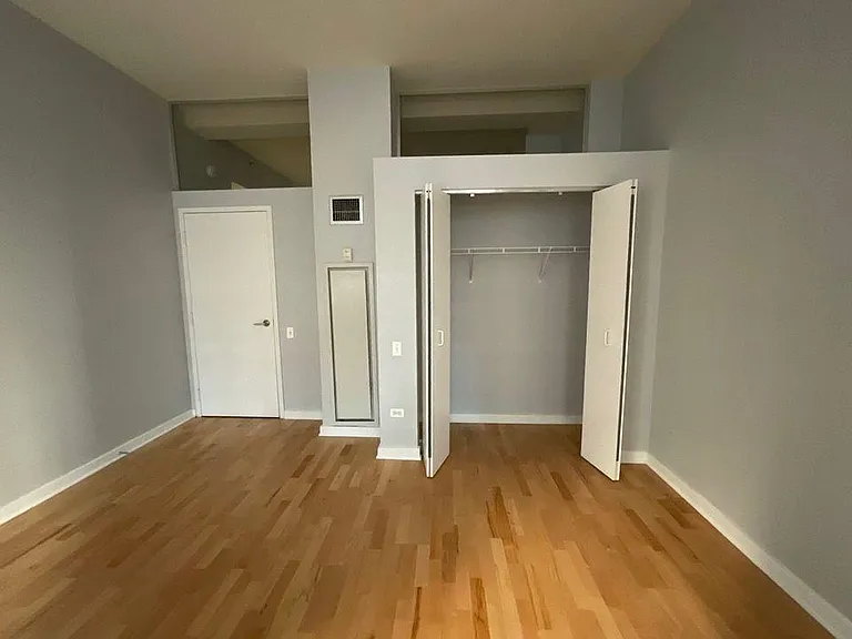 5 N Wabash Ave #1401 — Photo 19