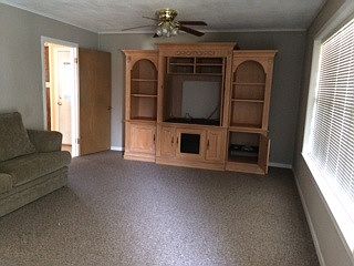 4th image of 4103 Wood St