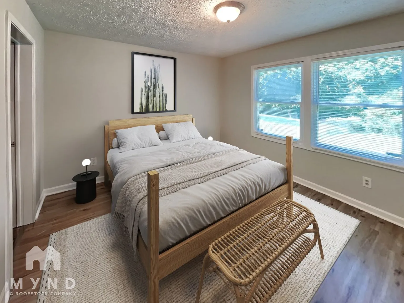 3 bed, 2.0 bath, 1056 sqft, $1,935 — Photo 3