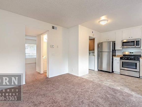 3rd image of 2646 La Paloma Cir #1