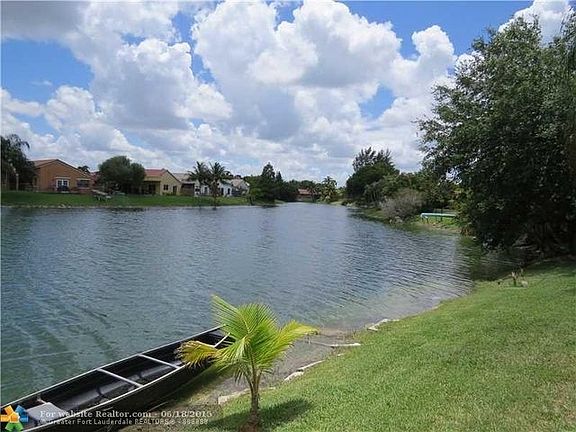 4th image of 15030 Eaglebrook Ct