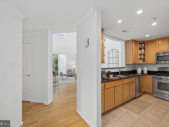 3rd image of 621 N Saint Asaph St Unit 308