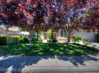 1919 Megan Ave, Clovis, CA 93611