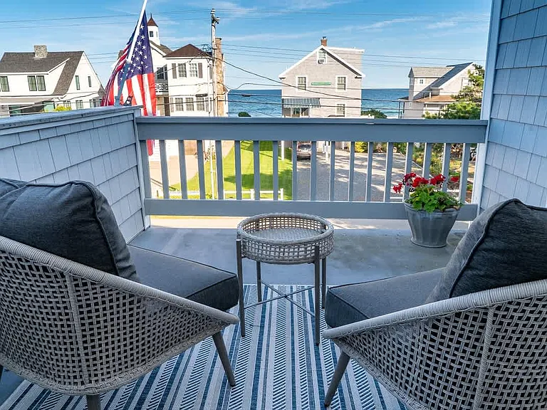 370 Ocean Ave — Photo 47