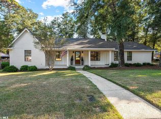 686 Greenwood Ave, Fairhope, AL 36532