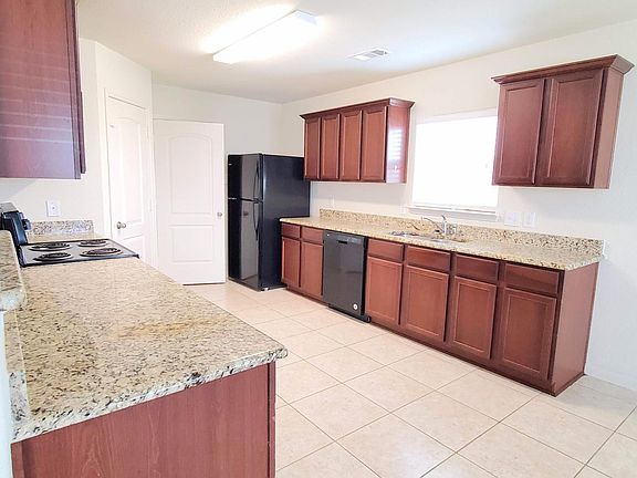 3rd image of 1314 Shumard Dr