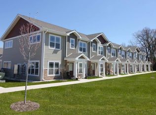 407 S 5th Ave #19, Winneconne, WI 54986