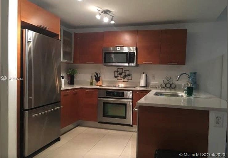 2nd image of 3250 NE 1st Ave APT 709