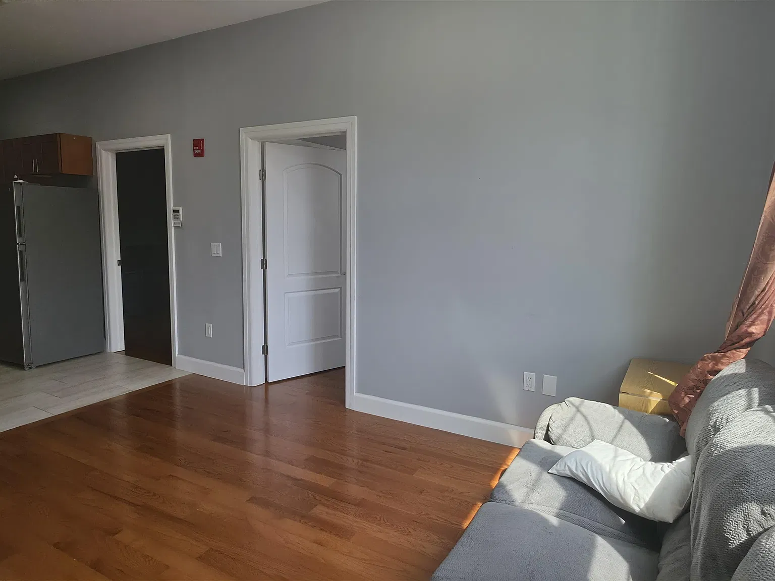 100 Griffith St — Photo 3