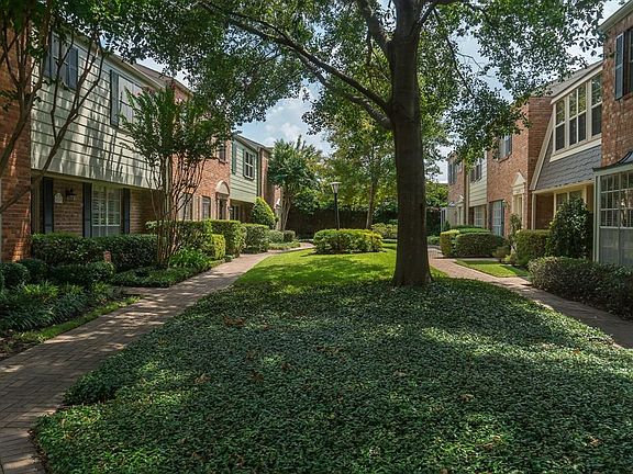 3rd image of 5859 Doliver Dr #14