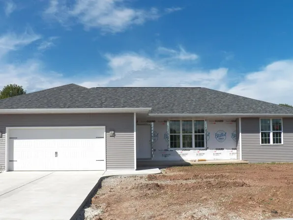 3457 Paula St, Green Bay, WI 54311