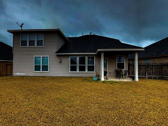 2nd image of 1715 Camden Landing Trl