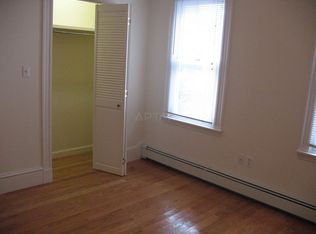 31 Dearborn St #1, Medford, MA 02155