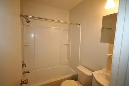 5th image of 1212 W Chapel Hill St APT 13