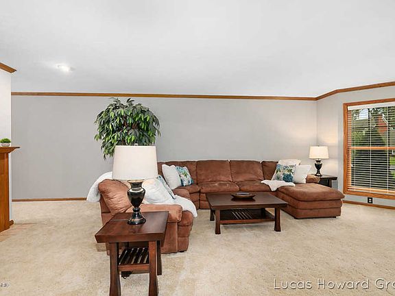 5th image of 8281 Wallinwood Springs Dr #6