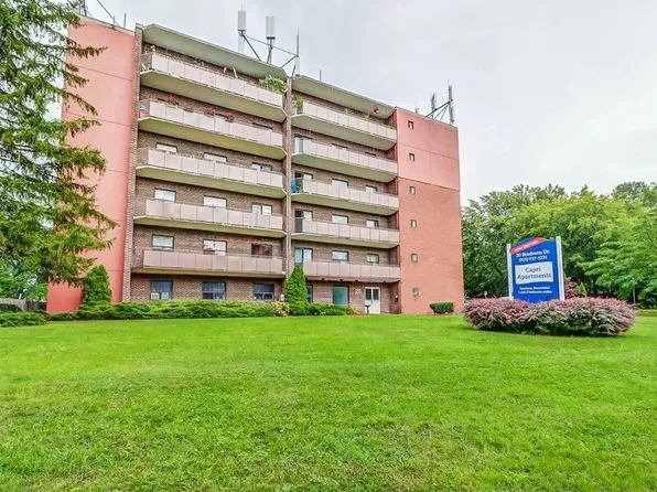 20 Bradmon Dr #103, Saint Catharines, ON L2M 3S5