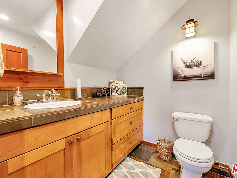 21832 Canon Dr — Photo 51
