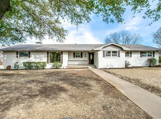 4900 Reynolds Dr, North Richland Hills, TX 76180